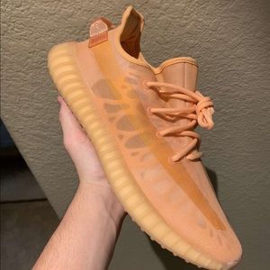 Yeezy 350 mono clay